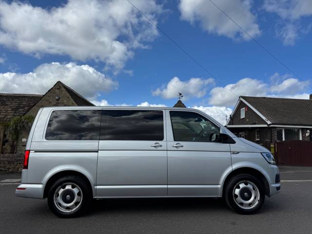 2019 Volkswagen Transporter Shuttle 2.0 TDI SE DSG FWD SWB Euro 6 (s/s) 5dr
