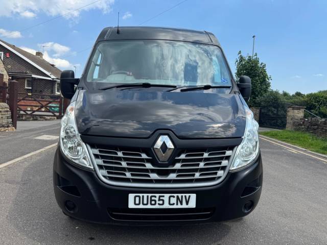 2015 Renault Master 2.3 dCi 33 Business Quickshift FWD MWB Medium Roof Euro 5 5dr