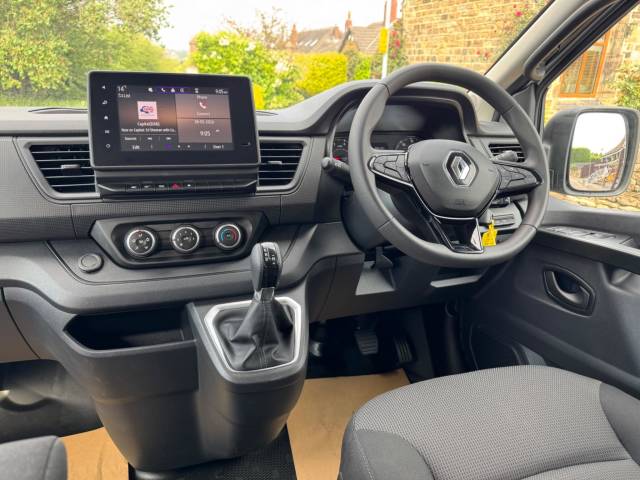 2025 Renault Trafic 2.0 dCi Blue SL30 Advance EDC L1 H1 Euro 6 (s/s) 5dr