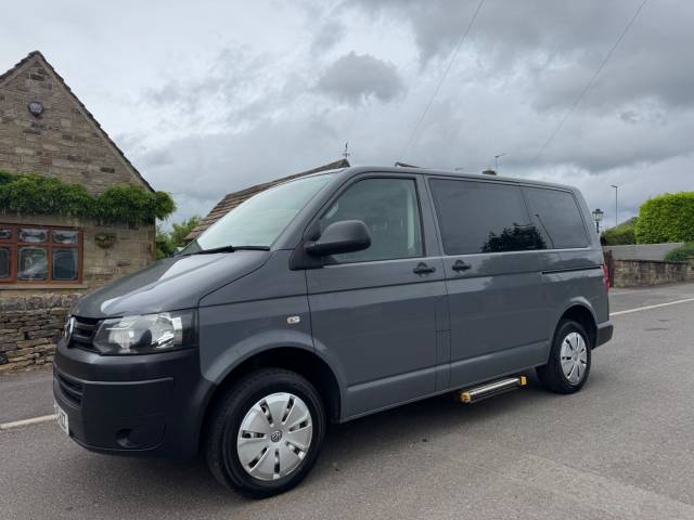 Volkswagen Transporter Shuttle 2.0 TD T30 S L1 H1 4dr Minibus Diesel Grey