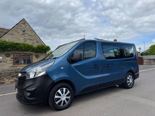 Vauxhall Vivaro 1.6 CDTi 2900 BiTurbo ecoFLEX L1 H1 Euro 6 (s/s) 5dr (9 Seat) Combi Van Diesel Blue