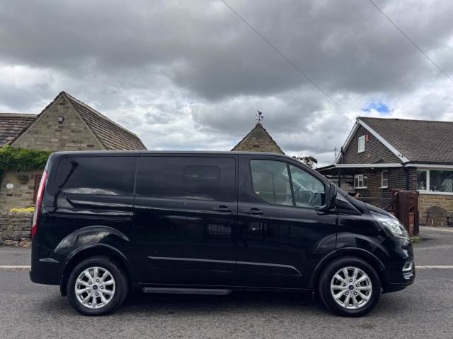 2018 Ford Tourneo Custom 2.0 310 EcoBlue Titanium Auto L1 Euro 6 (s/s) 5dr