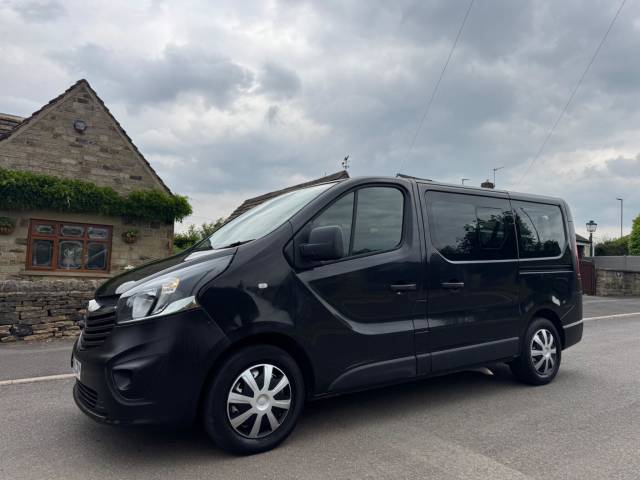 Vauxhall Vivaro 1.6 CDTi 2900 BiTurbo ecoFLEX L1 H1 Euro 6 (s/s) 5dr (9 Seat) Combi Van Diesel Black