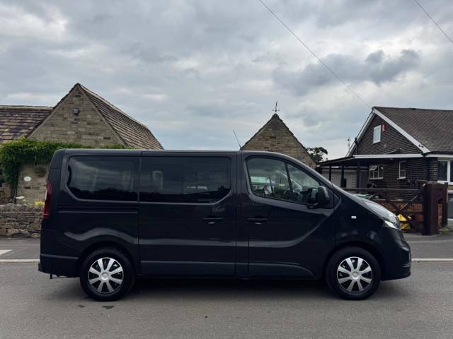 2018 Vauxhall Vivaro 1.6 CDTi 2900 BiTurbo ecoFLEX L1 H1 Euro 6 (s/s) 5dr (9 Seat)