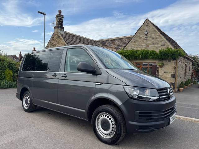 Volkswagen Transporter 2.0 TDI T30 DSG FWD SWB Euro 6 (s/s) 4dr Window Van Diesel Grey