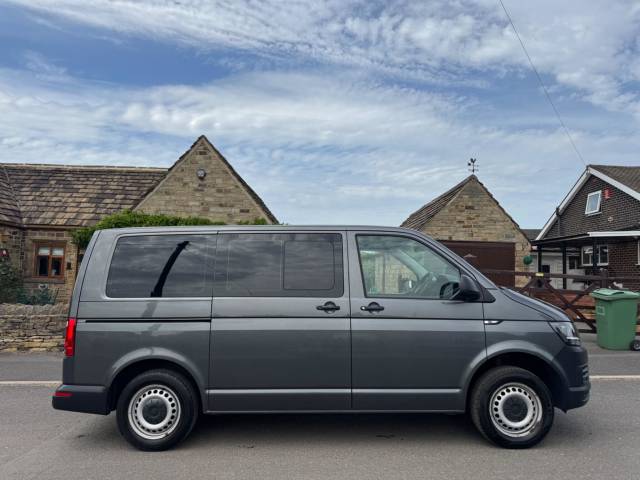 2019 Volkswagen Transporter 2.0 TDI T30 DSG FWD SWB Euro 6 (s/s) 4dr