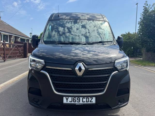 2019 Renault Master 2.3 dCi 35 Business FWD LWB Medium Roof Euro 6 4dr