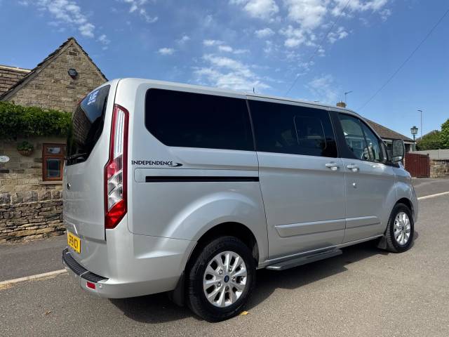 2019 Ford Tourneo Custom 2.0 320 EcoBlue Titanium Auto L1 Euro 6 (s/s) 5dr
