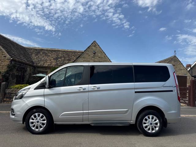 2019 Ford Tourneo Custom 2.0 320 EcoBlue Titanium Auto L1 Euro 6 (s/s) 5dr