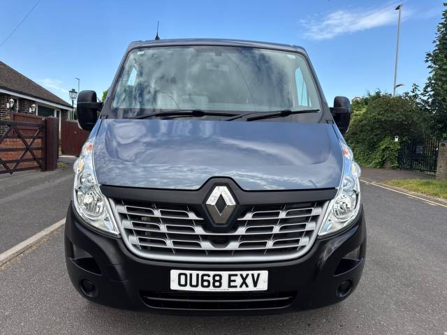 2019 Renault Master 2.3 dCi 28 Business Quickshift FWD SWB Euro 6 5dr