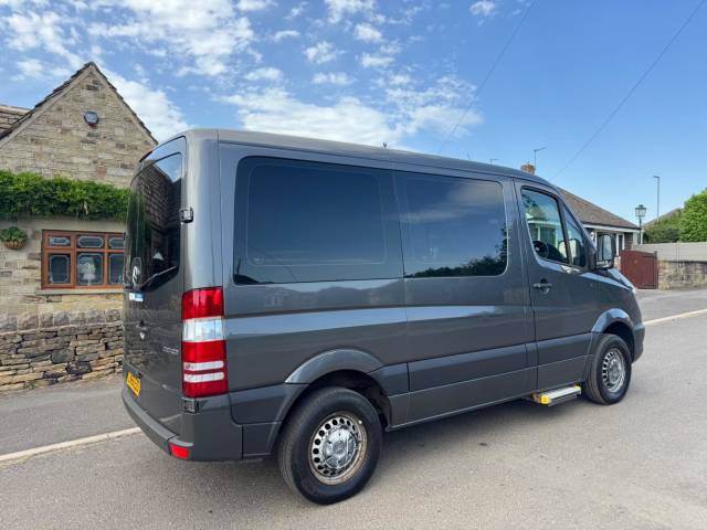 2016 Mercedes-Benz Sprinter 2.1 210 CDi BlueEFFICIENCY Panel Van 4dr Diesel 7G-Tronic RWD L1 (200 g/km, 95 bhp)