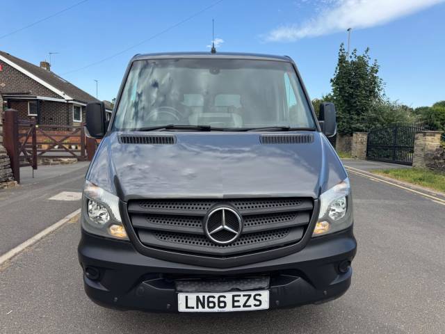2016 Mercedes-Benz Sprinter 2.1 210 CDi BlueEFFICIENCY Panel Van 4dr Diesel 7G-Tronic RWD L1 (200 g/km, 95 bhp)