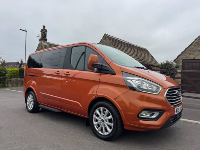 Ford Tourneo Custom 2.0 310 EcoBlue Titanium L1 Euro 6 (s/s) 5dr Minibus Diesel Orange