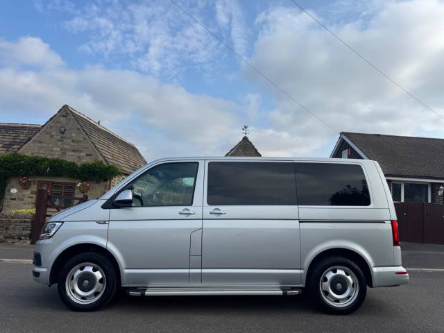 2018 Volkswagen Transporter Shuttle 2.0 TDI BlueMotion Tech SE DSG FWD SWB Euro 6 (s/s) 5dr