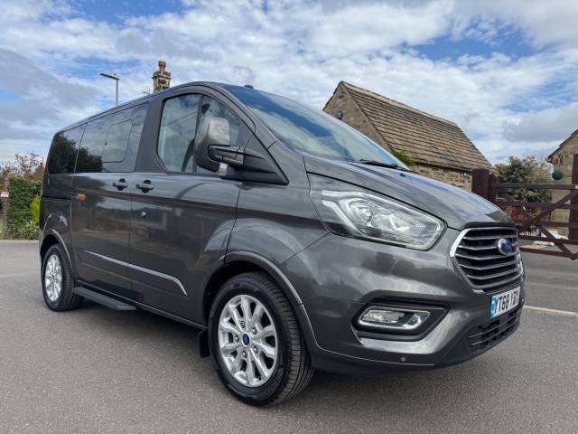 2018 Ford Tourneo Custom 2.0 310 EcoBlue Titanium L1 Euro 6 (s/s) 5dr