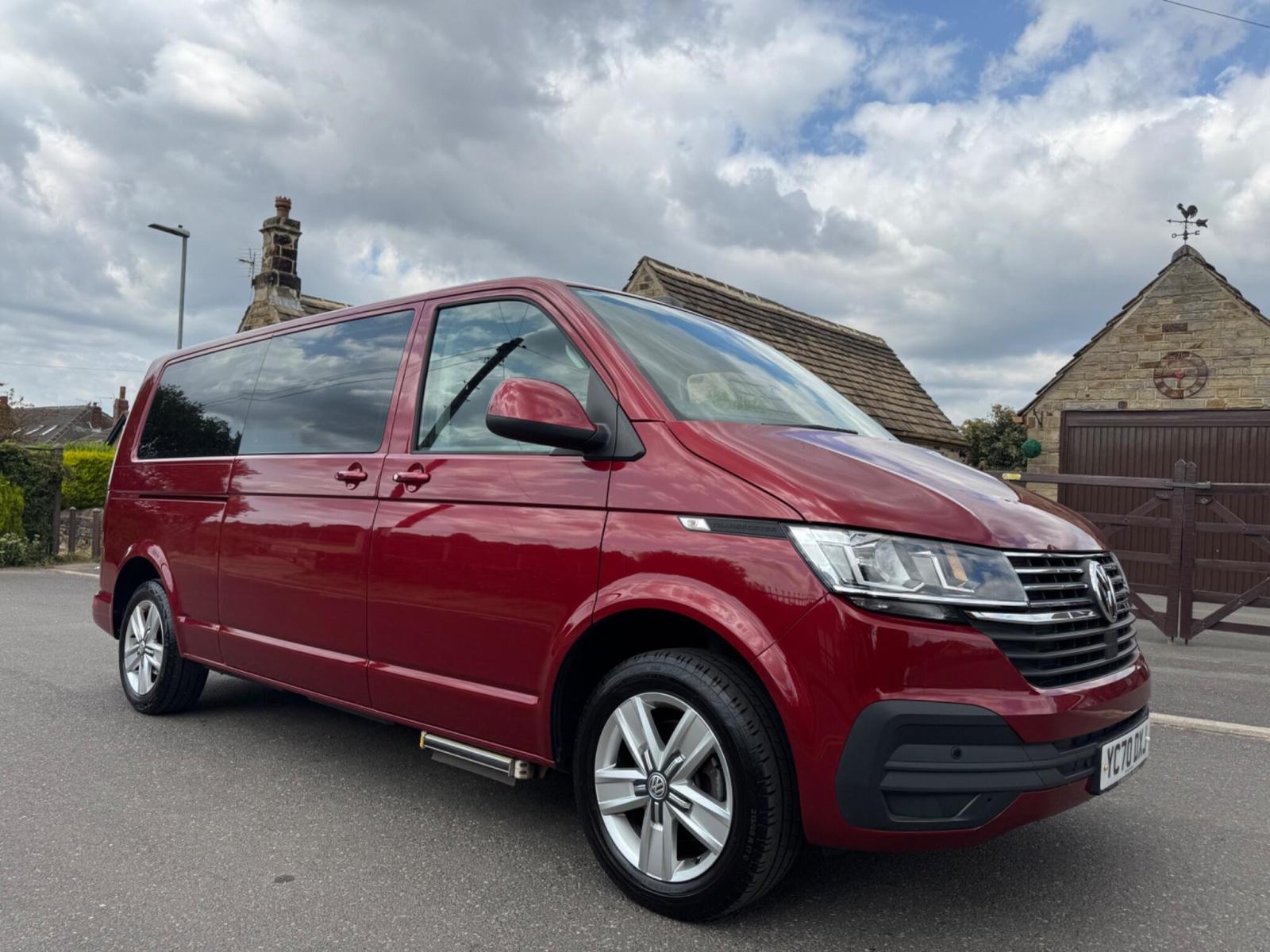 2020 Volkswagen Transporter Shuttle