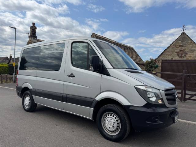 Mercedes-Benz Sprinter 2.1 210 CDi BlueEFFICIENCY Panel Van 4dr Diesel 7G-Tronic RWD L1 (200 g/km, 95 bhp) Window Van Diesel Silver