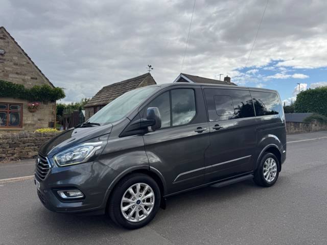 2018 Ford Tourneo Custom 2.0 310 EcoBlue Titanium Auto L1 Euro 6 (s/s) 5dr