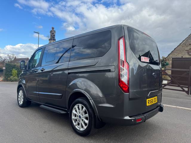2018 Ford Tourneo Custom 2.0 310 EcoBlue Titanium Auto L1 Euro 6 (s/s) 5dr