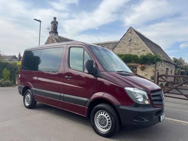 Mercedes-Benz Sprinter 2.1 211 CDi BlueEFFICIENCY Panel Van 5dr Diesel 7G-Tronic RWD L1 (223 g/km, 112 bhp) Window Van Diesel Red