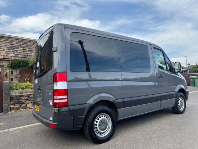 2015 Mercedes-Benz Sprinter 2.1 210 CDi BlueEFFICIENCY Panel Van 4dr Diesel 7G-Tronic RWD L1 (200 g/km, 95 bhp)