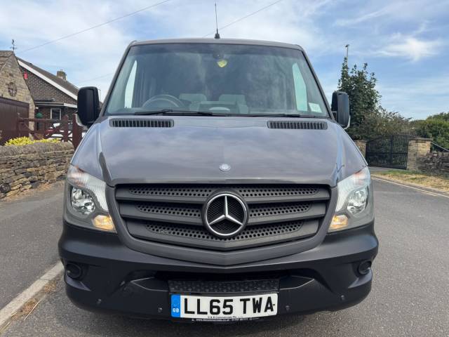 2015 Mercedes-Benz Sprinter 2.1 210 CDi BlueEFFICIENCY Panel Van 4dr Diesel 7G-Tronic RWD L1 (200 g/km, 95 bhp)
