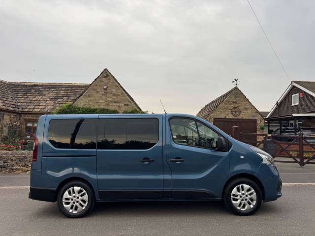 2018 Renault Trafic 1.6 dCi 27 Business+ SWB Standard Roof Euro 6 5dr