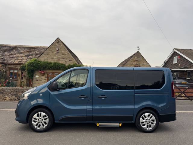 2018 Renault Trafic 1.6 dCi 27 Business+ SWB Standard Roof Euro 6 5dr