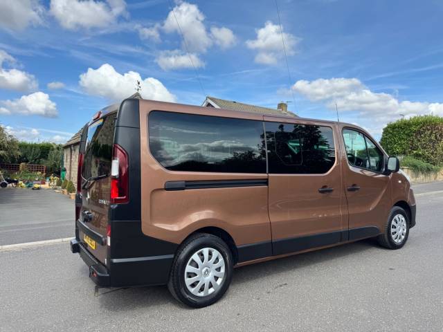 2020 Renault Trafic 2.0 dCi ENERGY 30 Business Minibus Double Cab 5dr Diesel Manual LWB Euro 6 (s/s) (9 Seat) (120 ps)
