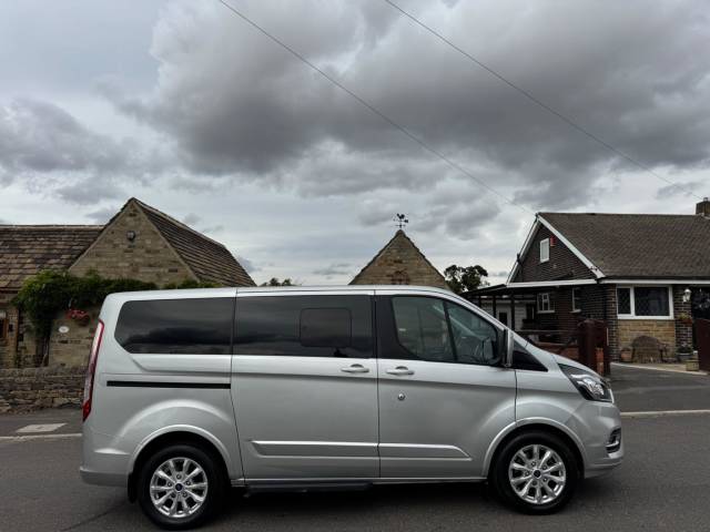 2019 Ford Tourneo Custom 2.0 310 EcoBlue Titanium Auto L1 Euro 6 (s/s) 5dr