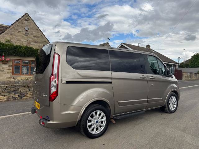 2018 Ford Tourneo Custom 2.0 310 EcoBlue Titanium L1 Euro 6 (s/s) 5dr