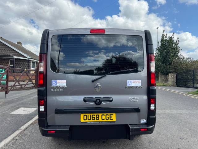 2018 Renault Trafic 1.6 dCi ENERGY 27 Business SWB Euro 6 (s/s) 5dr (9 Seat)