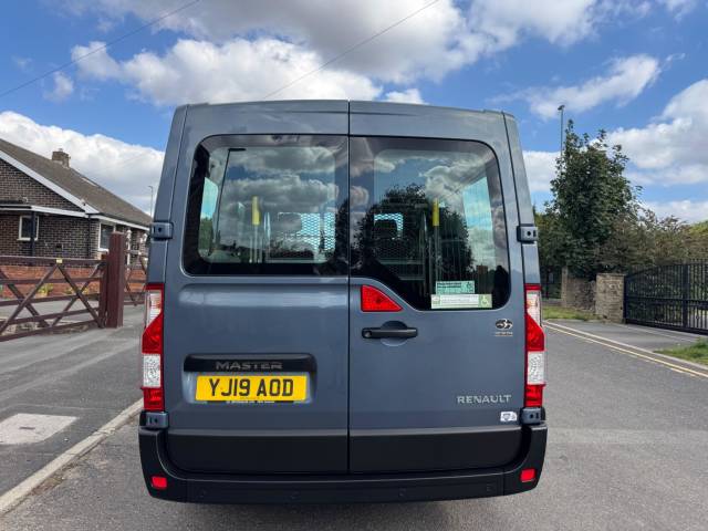 2019 Renault Master 2.3 dCi 28 Business Quickshift FWD SWB Euro 6 5dr