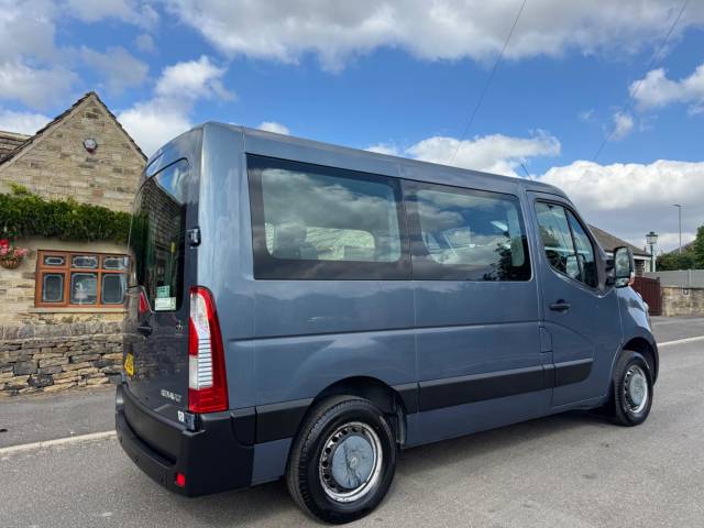 2019 Renault Master 2.3 dCi 28 Business Quickshift FWD SWB Euro 6 5dr
