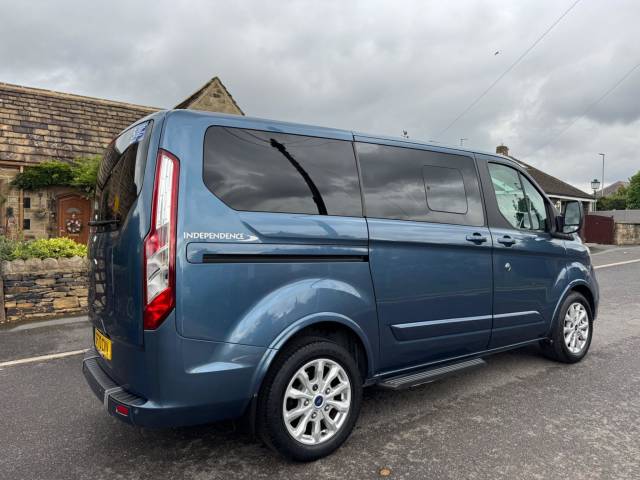 2020 Ford Tourneo Custom 2.0 320 EcoBlue Titanium Auto L1 Euro 6 (s/s) 5dr
