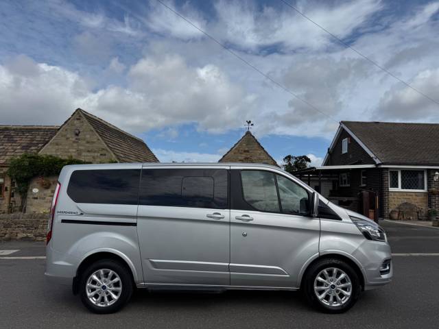 2021 Ford Tourneo Custom 2.0 320 EcoBlue Titanium Auto L1 Euro 6 (s/s) 5dr