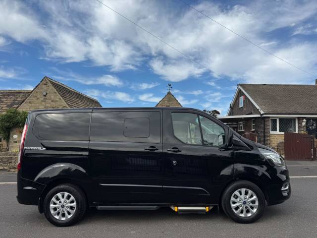 2019 Ford Tourneo Custom 2.0 320 EcoBlue Titanium Auto L1 Euro 6 (s/s) 5dr