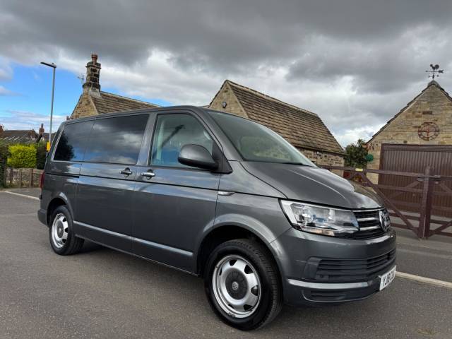 2018 Volkswagen Transporter Shuttle 2.0 TDI BlueMotion Tech SE DSG FWD SWB Euro 6 (s/s) 5dr