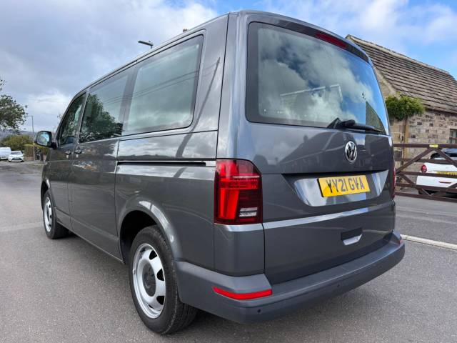 2021 Volkswagen Transporter Shuttle 2.0 TDI S SWB Euro 6 (s/s) 5dr
