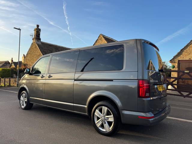2020 Volkswagen Transporter Shuttle 2.0 TDI SE LWB Euro 6 (s/s) 5dr