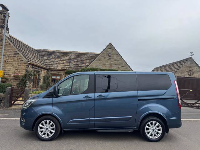 2018 Ford Tourneo Custom 2.0 310 EcoBlue Titanium X Minibus Double Cab 5dr Diesel Auto L1 Euro 6 (s/s) (170 ps)