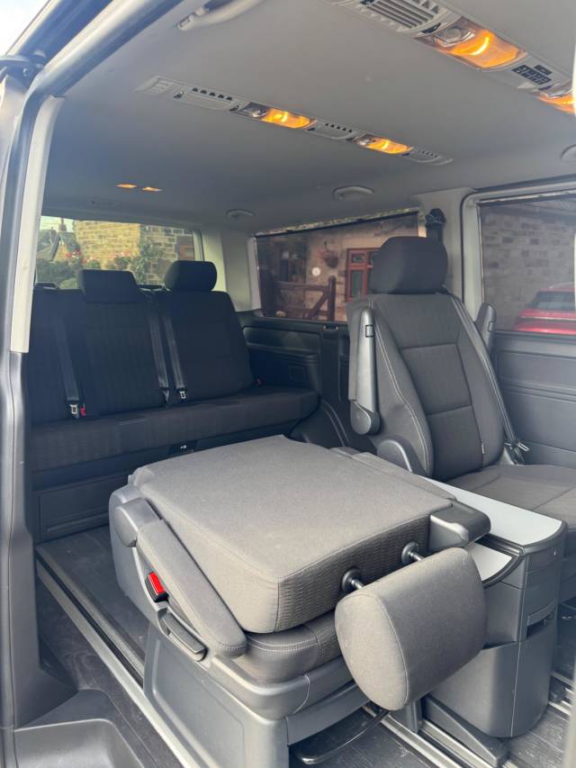 2018 Volkswagen Caravelle 2.0 TDI BlueMotion Tech SE DSG Euro 6 (s/s) 5dr