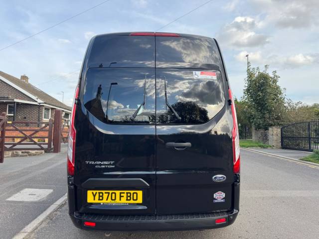 2020 Ford Transit Custom 2.0 320 EcoBlue Trend Kombi Auto L2 H2 Euro 6 (s/s) 5dr (9 Seat)