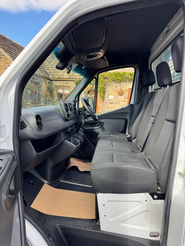 2023 Mercedes-Benz Sprinter 2.0 315 CDI Progressive RWD L2 Euro 6 (s/s) 2dr