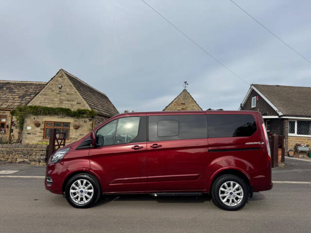 2021 Ford Tourneo Custom 2.0 320 EcoBlue Titanium Auto L1 Euro 6 (s/s) 5dr