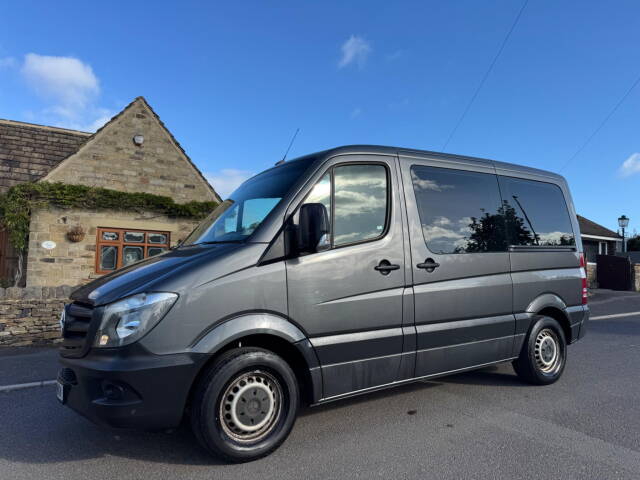 2017 Mercedes-Benz Sprinter 2.1 311 CDi BlueEFFICIENCY Panel Van 5dr Diesel 7G-Tronic RWD L1 (214 g/km, 112 bhp)