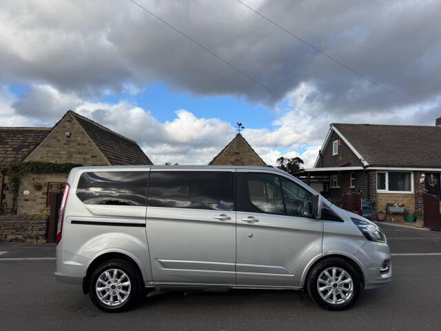 2020 Ford Tourneo Custom 2.0 320 EcoBlue Titanium Auto L1 Euro 6 (s/s) 5dr