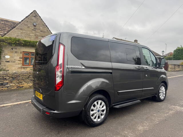 2019 Ford Tourneo Custom 2.0 320 EcoBlue Titanium Auto L1 Euro 6 (s/s) 5dr
